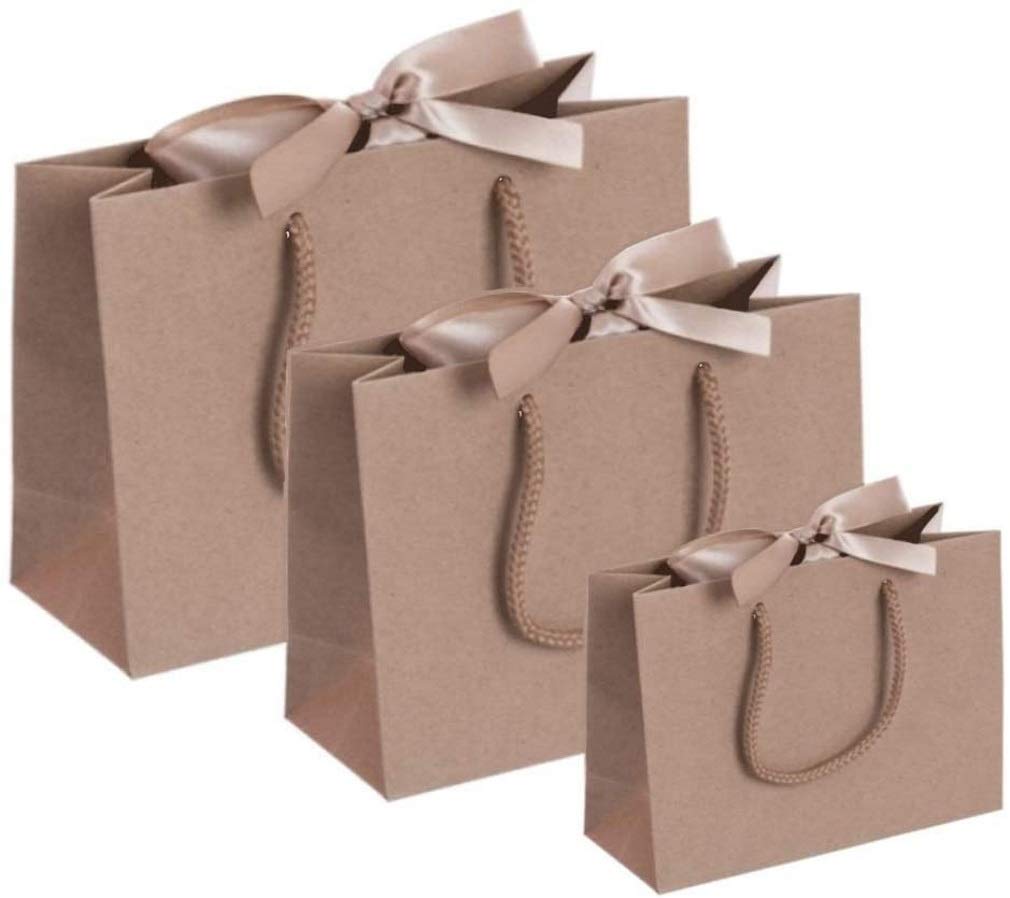 gift-bags-with-ribbon
