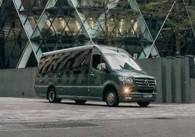minibus hire inverness