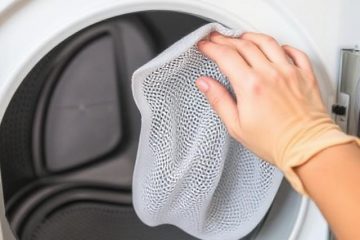 Cleaning Dryer Lint Trap
