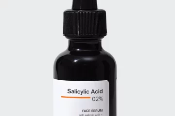 Why Salicylic Acid Serum Should Be in Your Skincare Arsenal